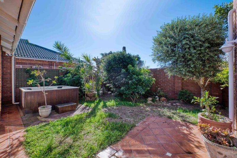 3 Bedroom Property for Sale in Summerstrand Eastern Cape